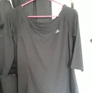 Casual wide neck shirt
